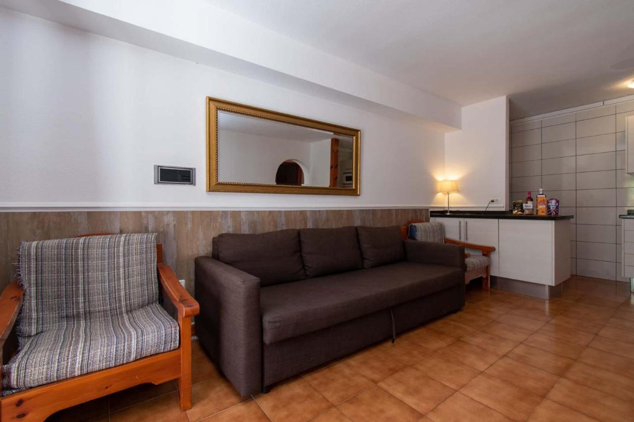 1 Bed Apartment Near The Pool Playa de las Americas (Tenerife) Exterior foto
